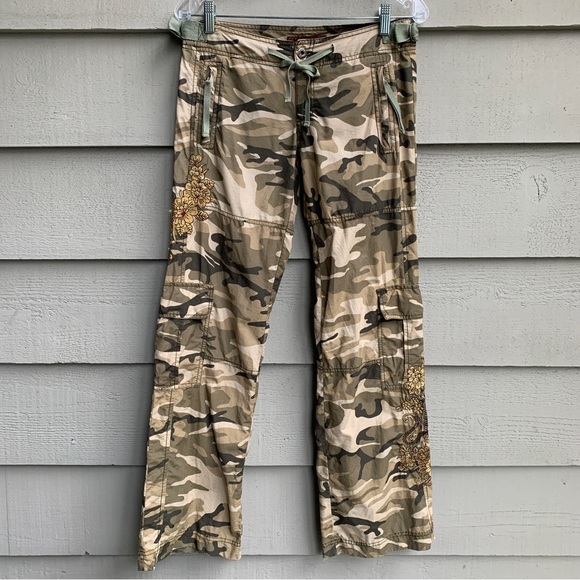 Miss Me Pants - Vintage Low Rise Cargo Pants Y2K Miss Me Camo Embroidered Utility Size Small
